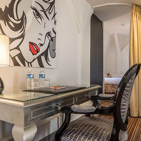 81 Hotel 3*