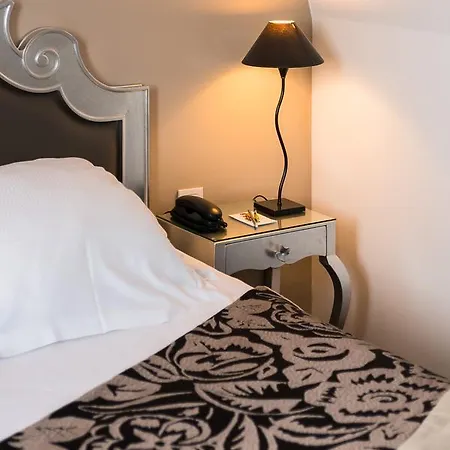 Hotel 81 3*